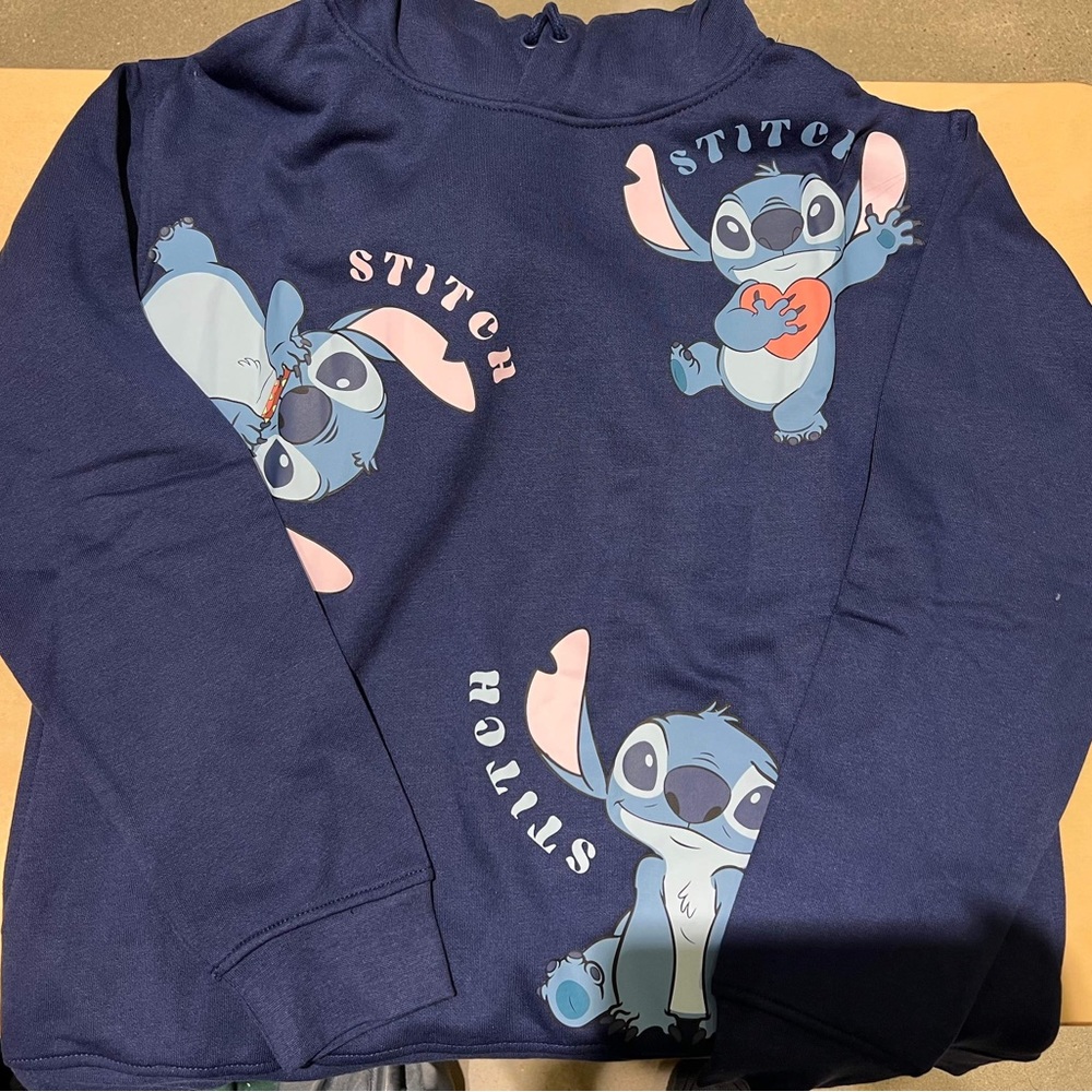 Suéter de stitch nuevo